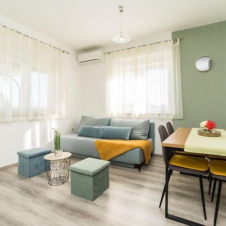 Apartments Matilda Sukošan Extérieur photo