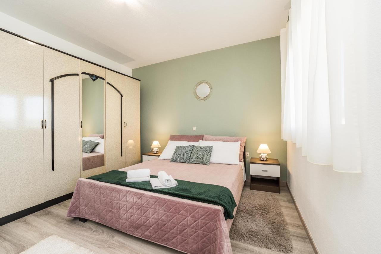 Apartments Matilda Sukošan Extérieur photo